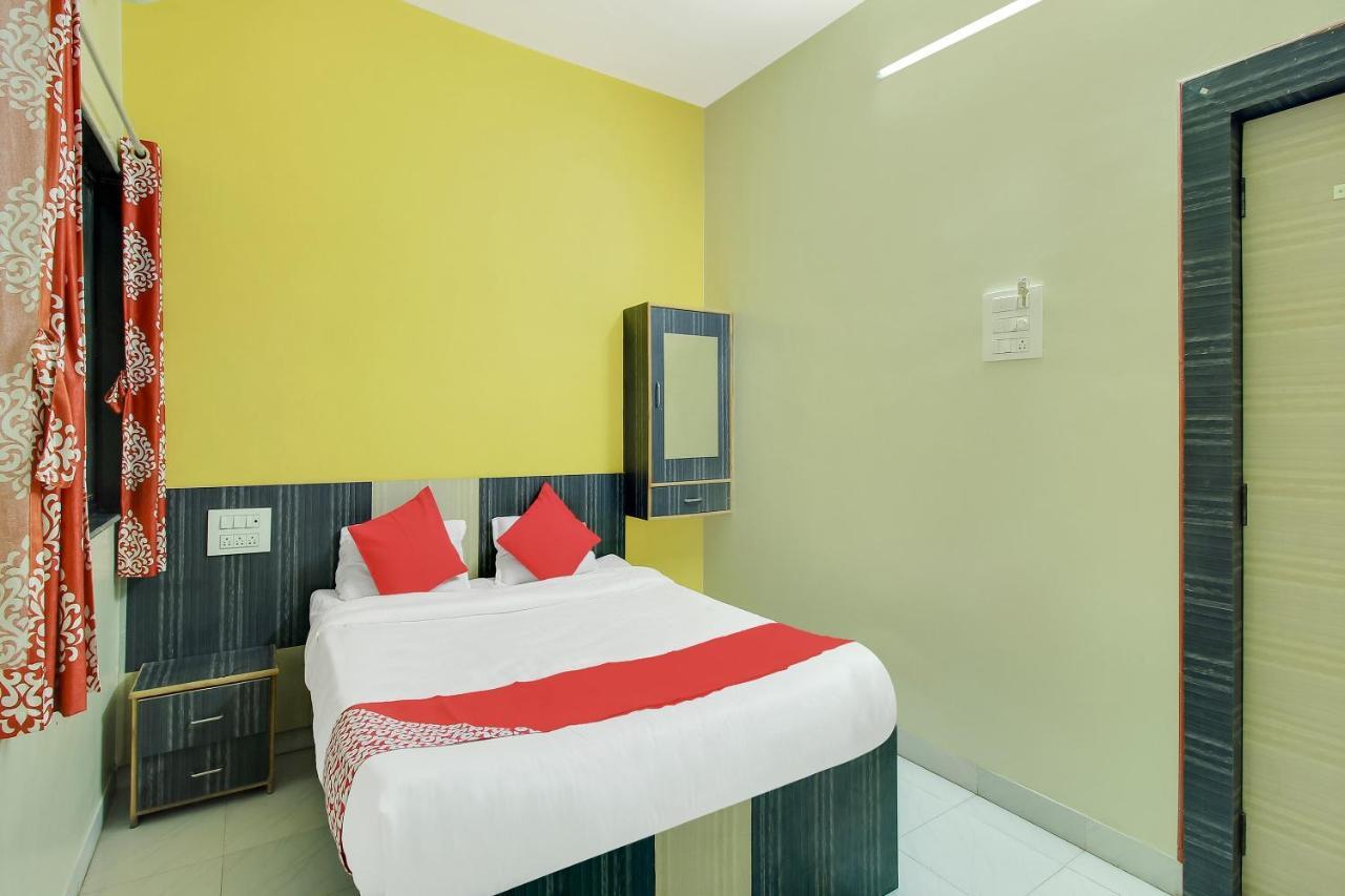 Oyo Flagship 48365 Hotel Shiva'S Castle Chalisgaon Luaran gambar